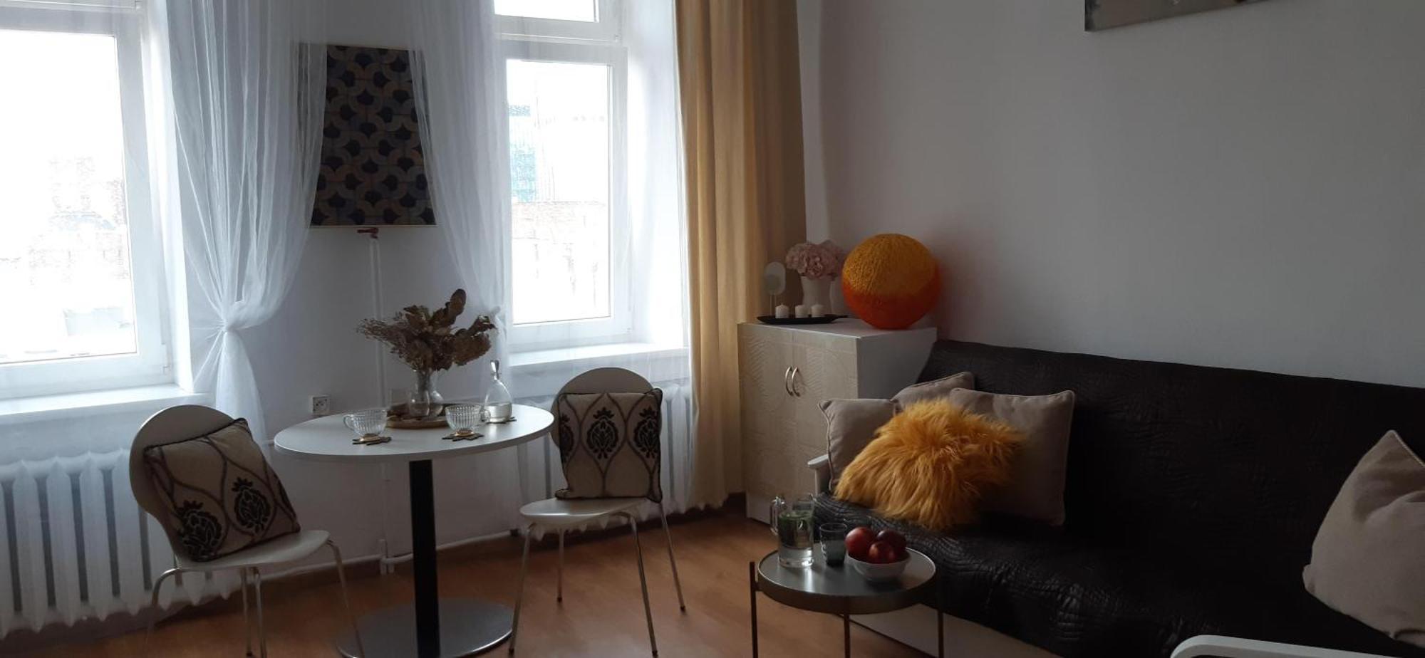 Paryskie Studio W Sercu Warszawy Varsó Kültér fotó